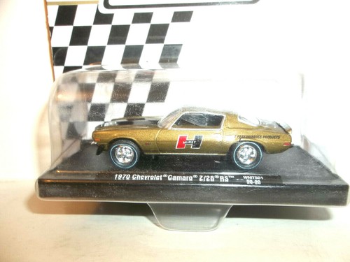 2020 M2 MACHINES 1:64 HURST SERIES GOLD 1970 CHEVROLET CAMARO Z28 RS - Picture 2 of 8