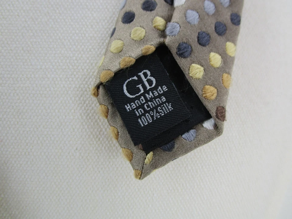 Corbata para hombre Geoffrey Beene marrón a lunares 58,5" de largo 3,75" de ancho 100 % seda preppy Foto 2 de 4