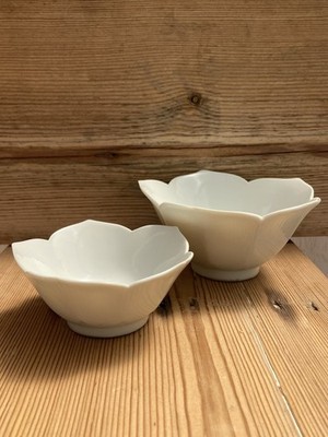 Paar 2x Vintage Porzellan Lotus Schalen | Japan Reis stapelbar weiß