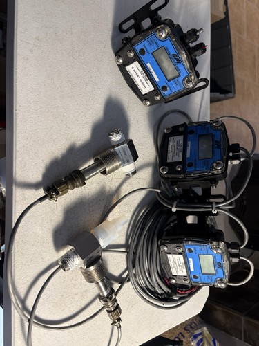 LOT OF 3 gpi electronic digital meter, sensor GG500-M  FlowMEC GNP-050S