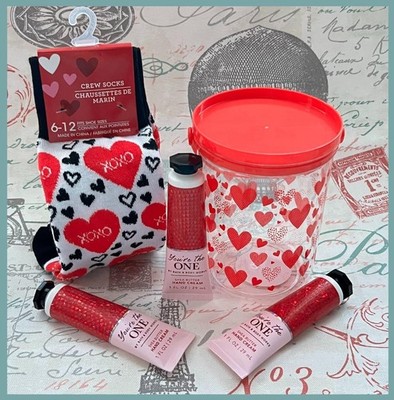Bath & Body Works YOU'RE THE ONE 3x Hand Cream GIFT SET BOX Valentine's Day LOVE