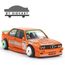 MINI GT x KAIDO HOUSE BMW M3 E30 KAIDOHAUS V1  1/64 DIECAST ORANGE KHMG177