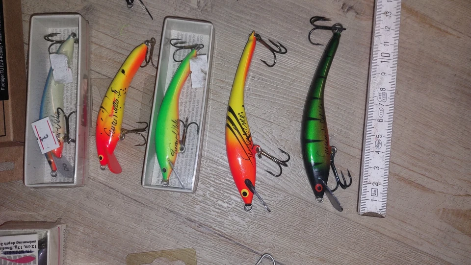 Turus Ukko- 30 cm Wobbler Crankbait Kunstköder Alte Version turus ukko 29 Stück - Bild 4 von 4