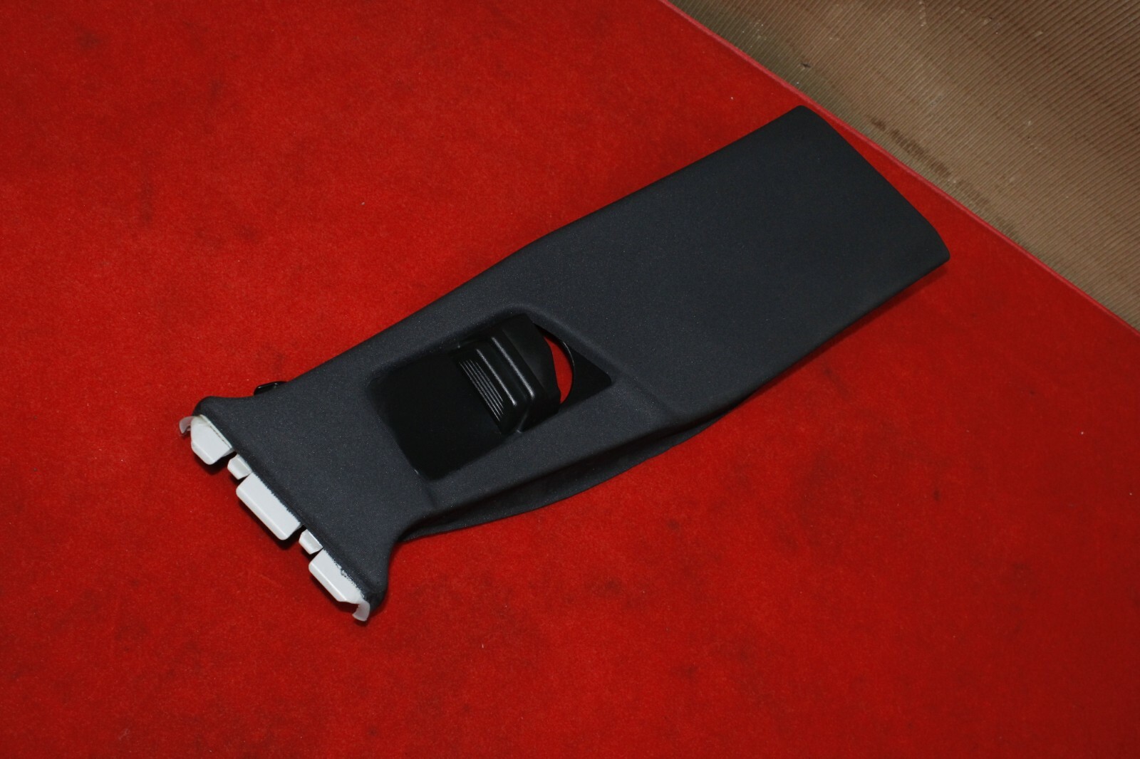 Right Side Center B Pillar Trim Cover Black OEM Mercedes CLS 400 550