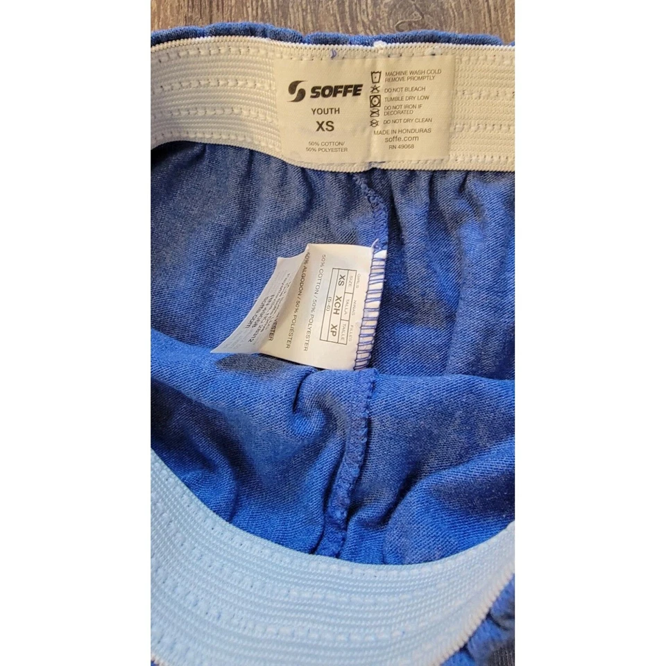 Lote de 2 Pantalones Cortos Deportivos Informales Soffe Niñas Talla XS Azul y Gris Foto 2 de 4