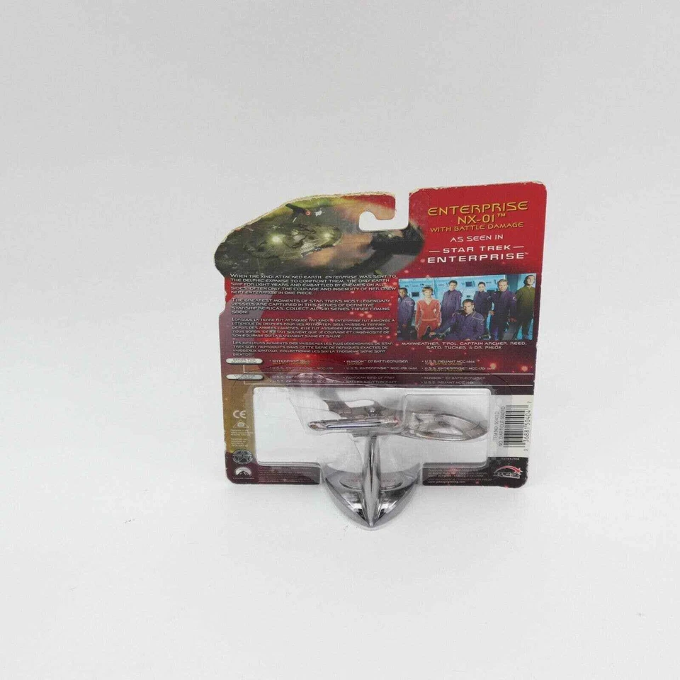 Johnny Lightning Legends of Star Trek Enterprise NX-01 com dano de batalha - Imagem 2 de 4