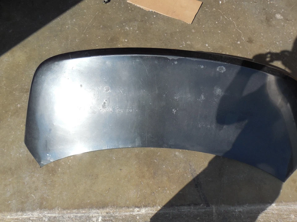 04-10 Panel de carrocería tapa maletero trasero BMW E60 530xi 535i 545i 550i sin alerón Foto 2 de 4