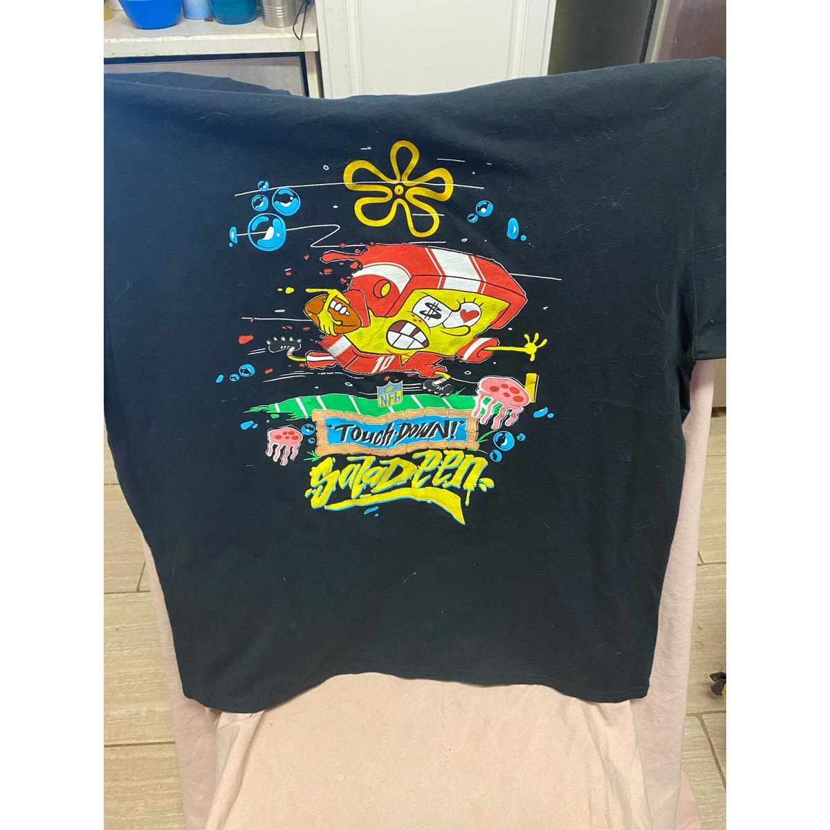 NFL Junk Food X SpongeBob x King Saladeen Touchdown Tee Black XL