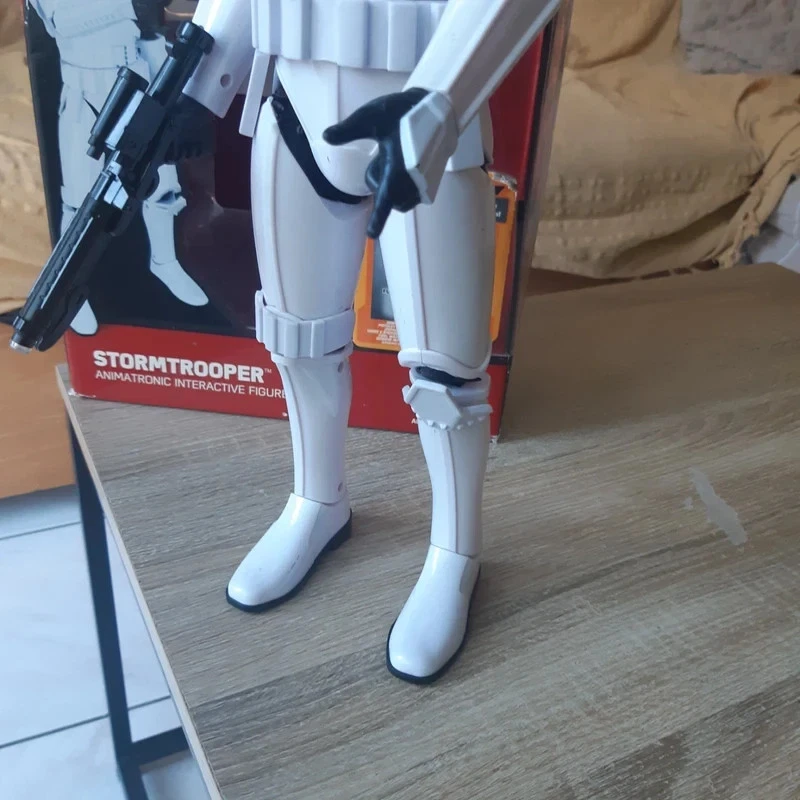 Figurine star wars disney edition deluxe stormtrooper animatronic 45 cm effet so - Photo 4/4