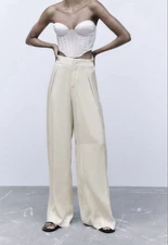 Zara NWT high waist wide leg pleated pants women’s Size S Creamy White Elegant