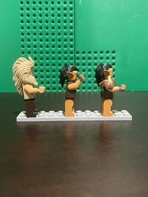 LEGO 79011 the Hobbit Dol Guldur Ambush Minifigures Beorn And Gundabad Orcs