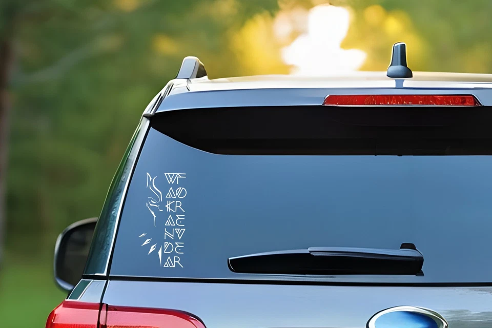 Calcomanía de vinilo Wakanda Forever Black Panther pegatina coche camión Marvel cómic MCU Foto 2 de 3