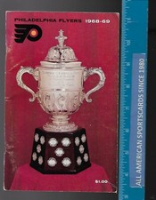1968-69 PHILADELPHIA FLYERS 2ND YEARBOOK EXCELLENT PLUS RARE !