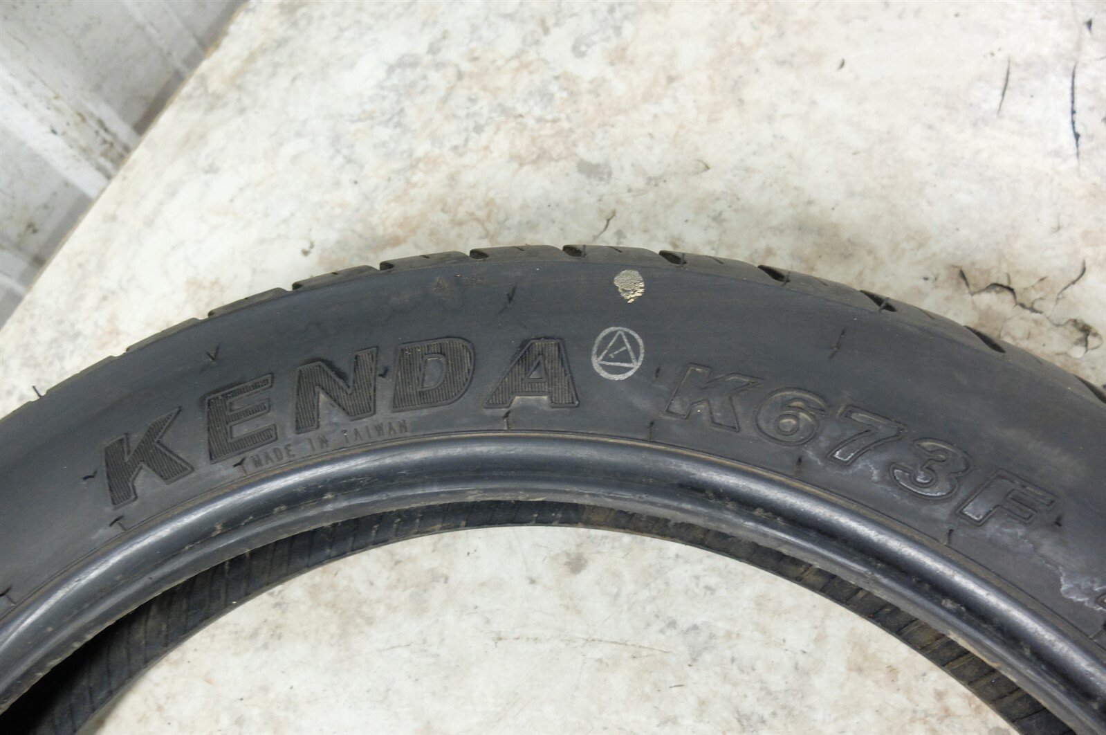 110/9018 61H Kenda Kruz front Motorcycle Tire Wheel 110 90 18 eBay