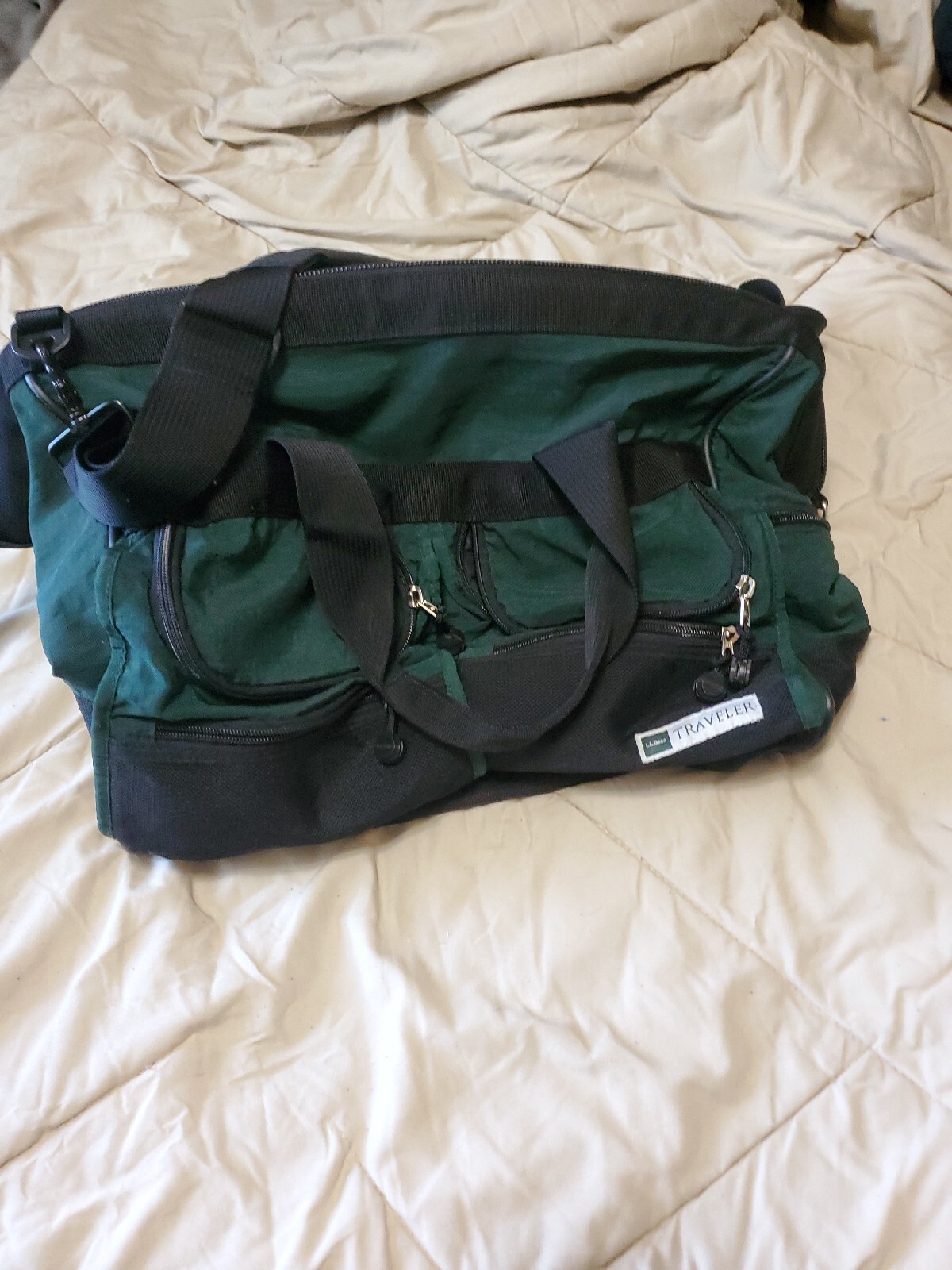LL Bean Duffle Bag 22x12x12 EXC Cond. Hunter Green. eBay