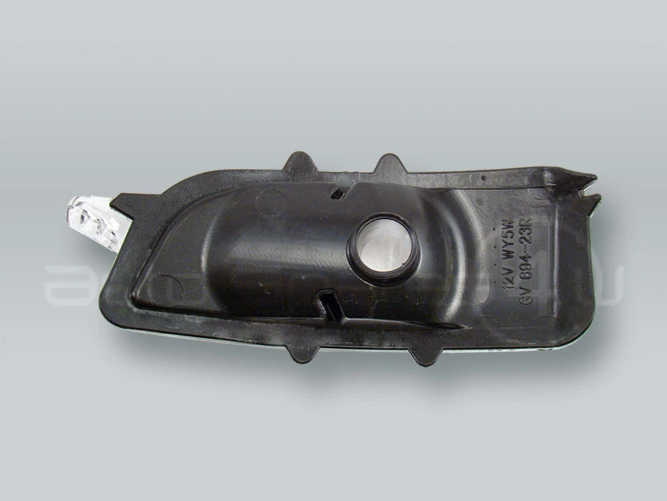 Luz de luz de señal de giro para espejo de puerta DERECHA para Volvo C30 C70 2008-2013 Foto 2 de 2