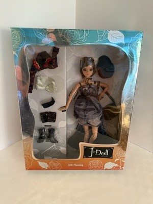 NEW NRFB JUN PLANNING J-DOLL FASHION PULLIP GROOVE INC NEW - GRAN VIA X-126