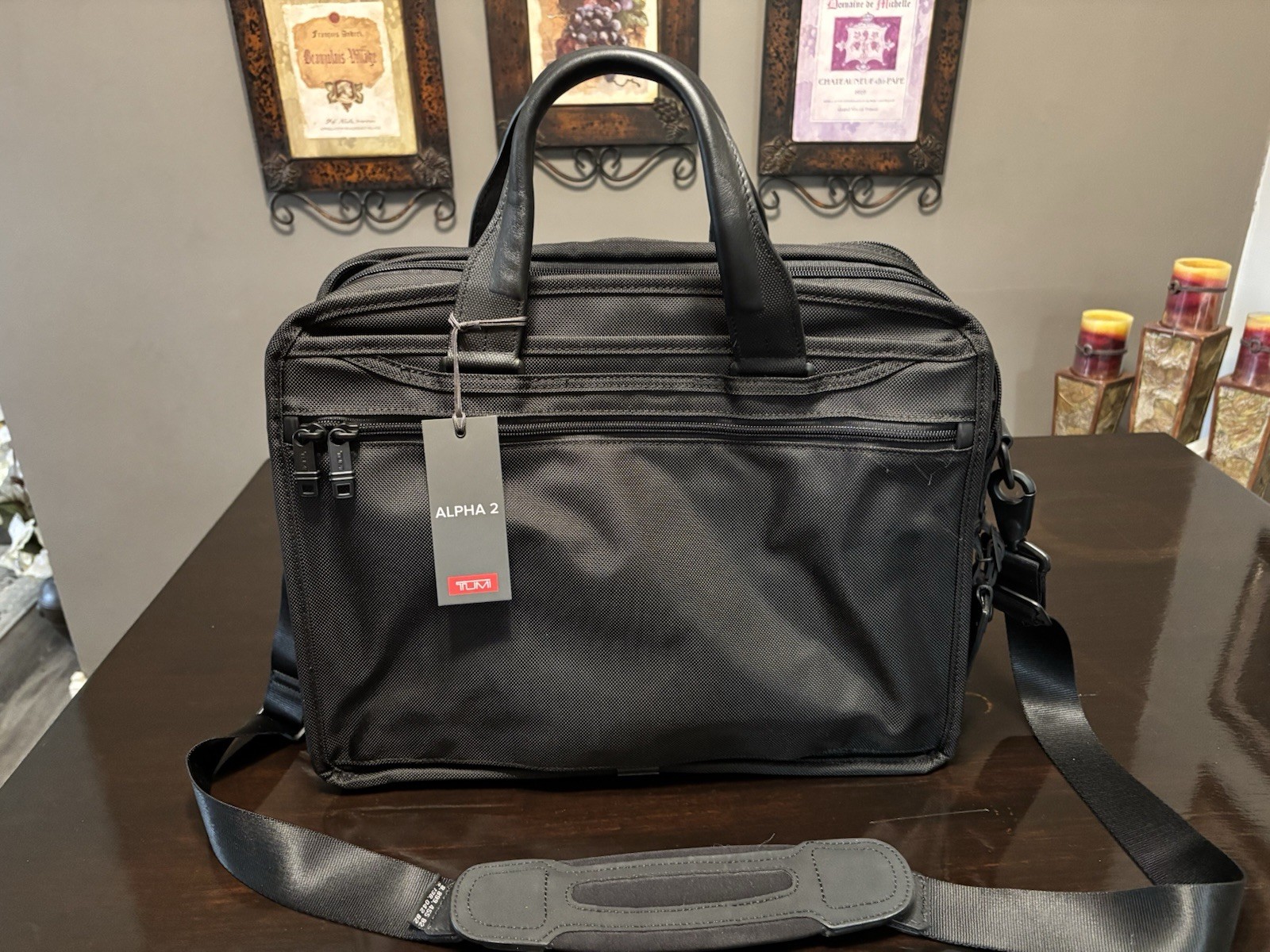 Tumi Alpha 2 Expandable Organizer Padded Briefcase for 15" Laptop Black Nylon