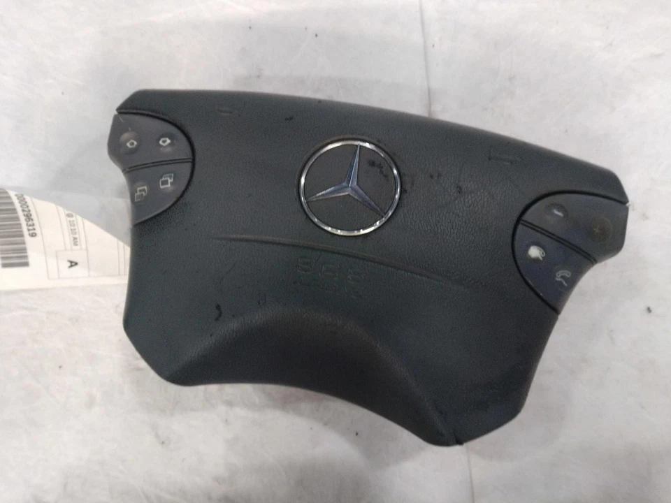 2002 Mercedes-Benz CLK Steering Wheel Air Bag OEM 2104600598, 198K Miles - Изображение 2 из 4