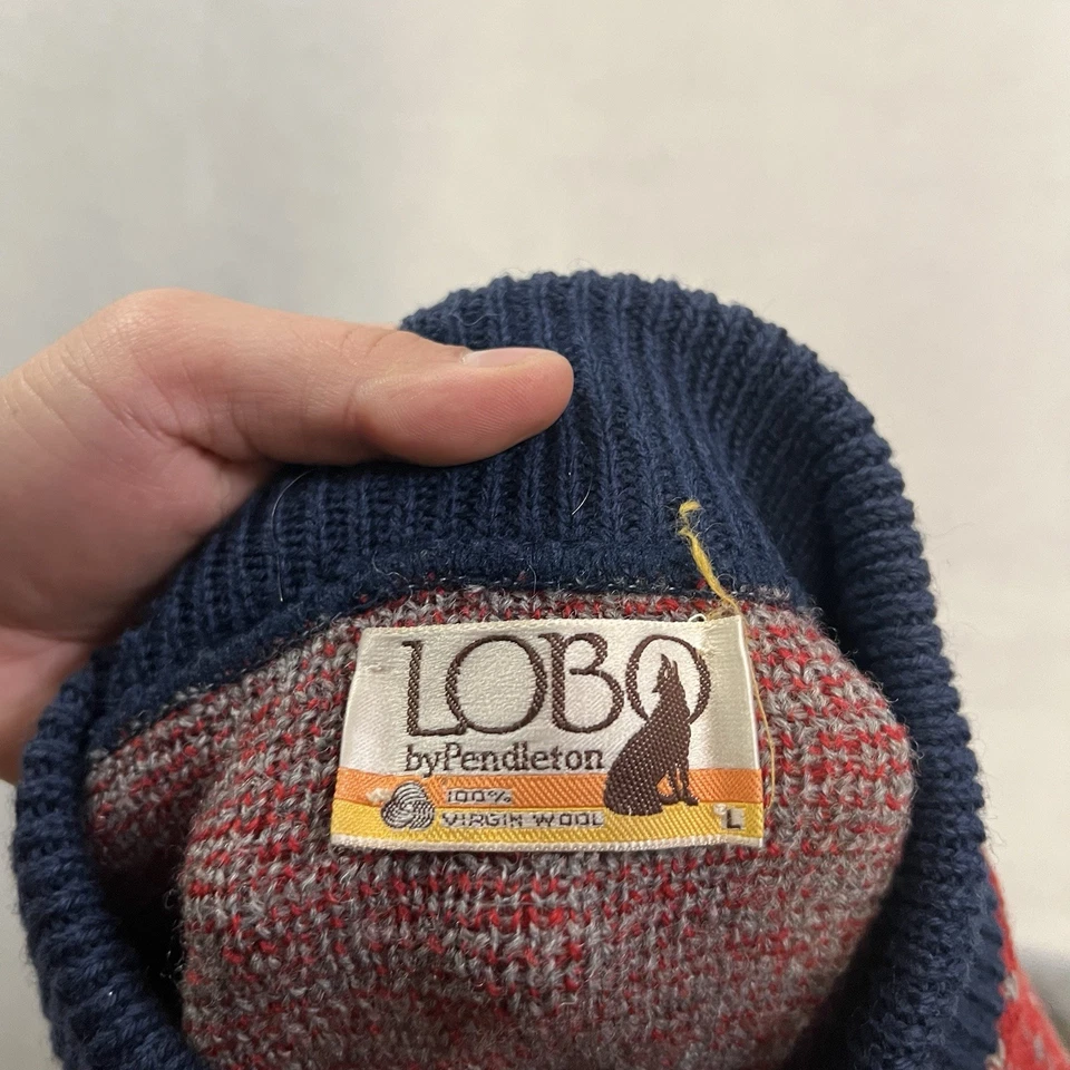 Vintage Lobo by Pendleton Sweater Men’s Size Large Gray Aztec Pattern USA 90s - Image 3 of 4