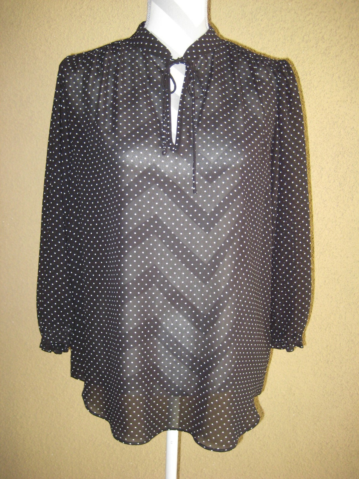 Picture 1 of 11