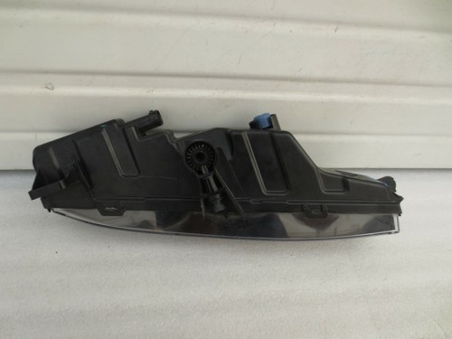 2016-2019 BMW 7 Series G11 / G12 LEFT Driver OEM LED DRL Fog Light Driving Lamp - Picture 8 of 8