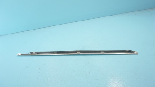 MERCEDES--BENZ R107 380SL 560SL , EXTERIOR RIGHT SIDE WINDOW CHROME RUBBER SEAL - Picture 2 of 13