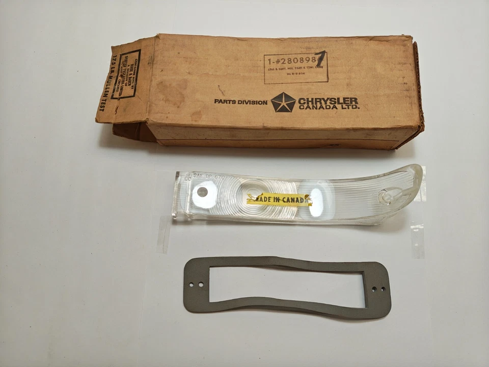 1967 Chrysler Newport 300 поворотник лампа объектив с прокладкой 2808987 новый из старых запасов. - Изображение 3 из 4