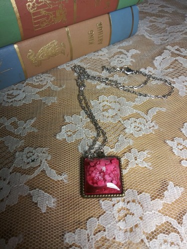 Set of 2 - Handmade Resin Necklaces - Picture 3 of 5