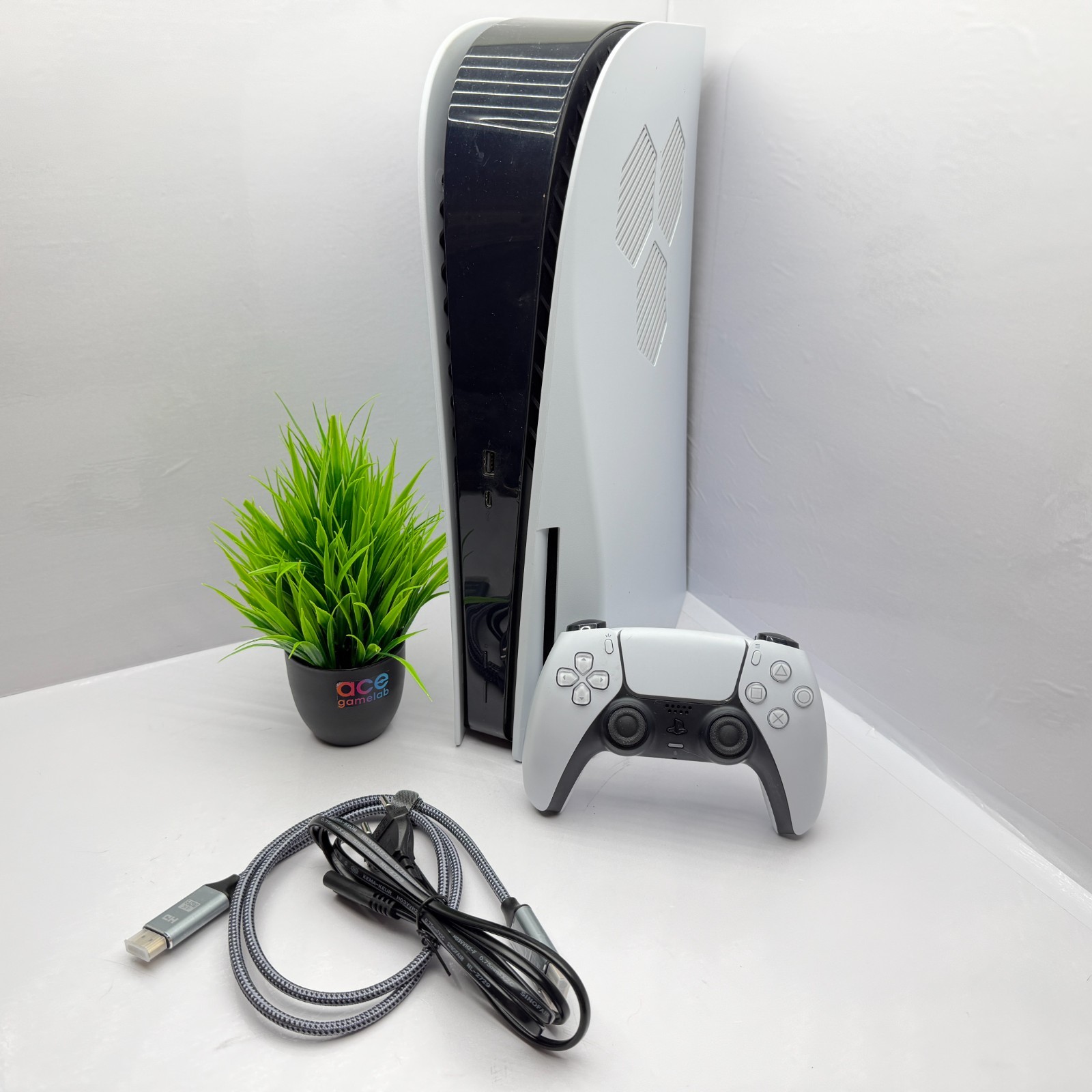 Sony Play Station 5 VERSIONE con DISCO (PS5) 825GB CON CONTROLLER E CAVI