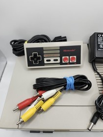 Nintendo Entertainment System NES-001 Console System Bundle Cleaned Tested Mint