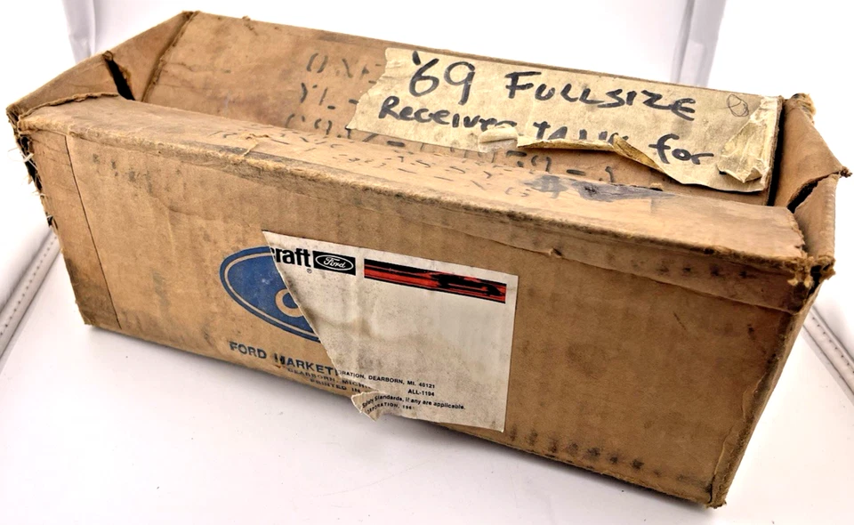 Tanque receptor de aire acondicionado Ford Galaxie Custom 500 LTD 1969 tamaño completo C9AA-19959-C nuevo de stock Foto 4 de 4