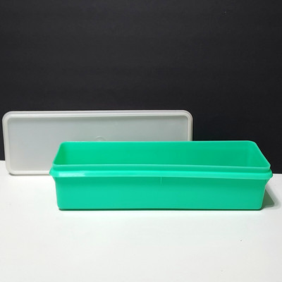 Vtg Tupperware Jadeite Green Celery Keeper 892 w/893 Lid Thin-Store Container