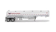 Revell Fruehauf 40' Tanker Trailer - Plastic Model Truck Kit - 1/32 Scale
