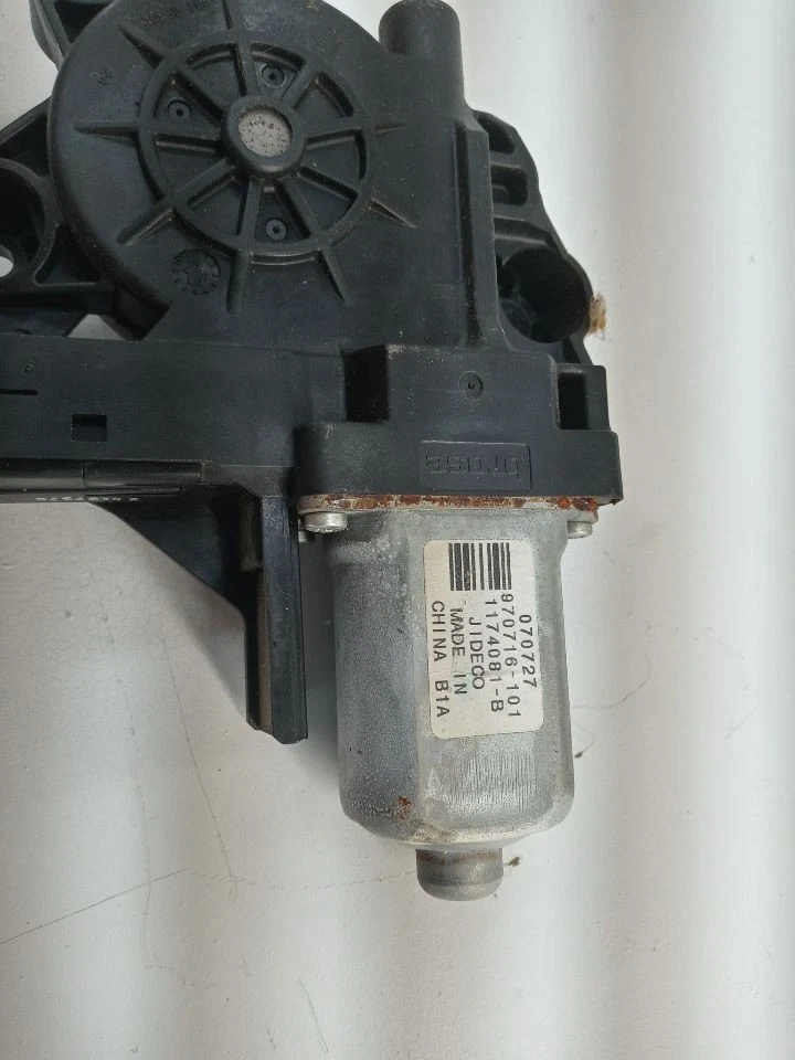 Motor de ventana eléctrica para pasajeros trasero compatible con 07-10 VOLVO SERIE 80 61111 Foto 3 de 4