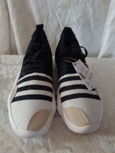 Size 11 - adidas Trae Young 2.0 Super Villain 2022 - Picture 4 of 9