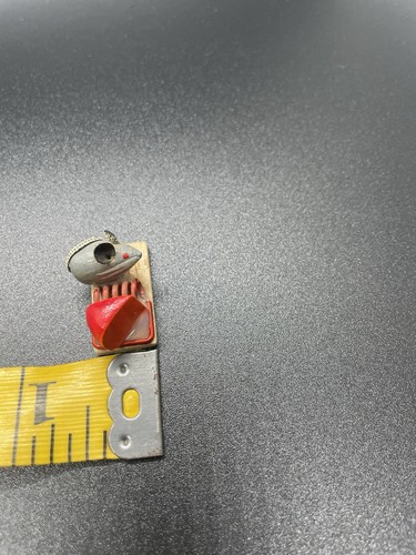 Miniature Mouse Figurine Gray On Mousetrap With Cheese Red - Picture 8 of 8