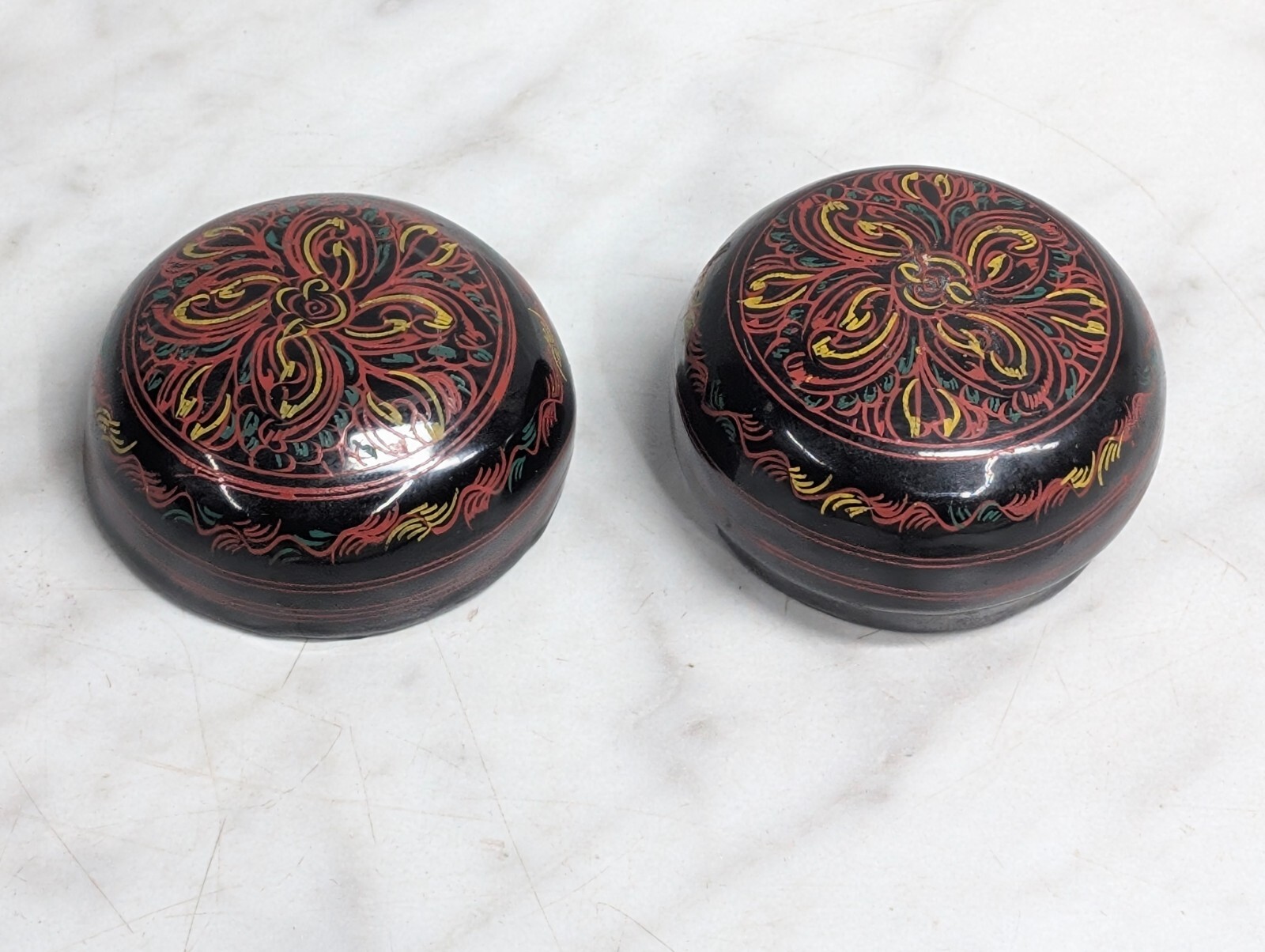 Vintage Burmese Lacquerware Trinket Box 2” Detailed Hand Painted