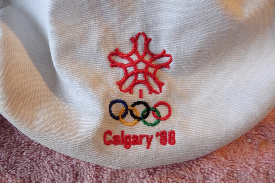 Pair of Vintage 1988 Calgary Winter Olympic Games *Flat Cap* One Size Snap Backs - Image 3 of 4