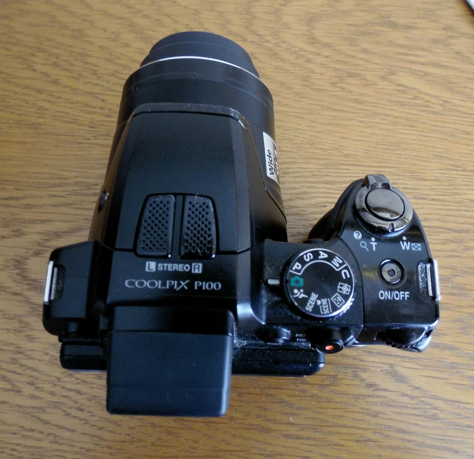 Cámara puente digital Nikon Coolpix P100 10,3 MP. Zoom óptico 26x, Full HD Foto 4 de 4