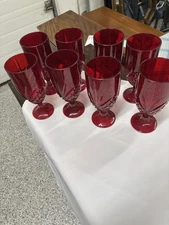 8 Godinger Red Dublin Water Goblet made in Ireland Excellent condition.