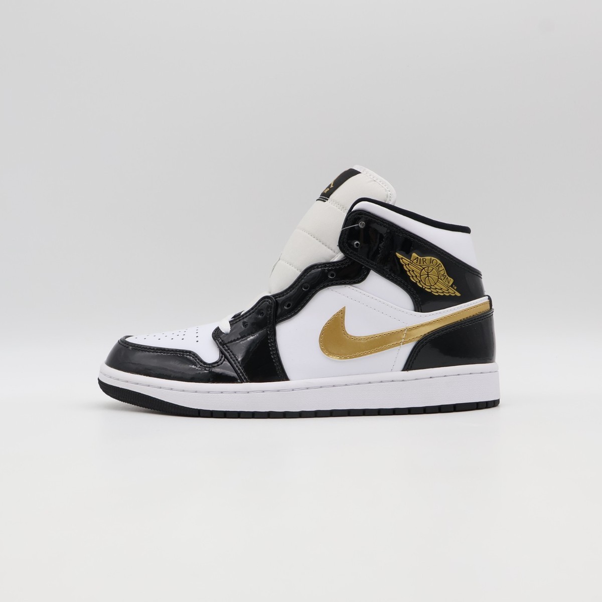 852542-007 Nike Air Jordan 1 Mid SE Metallic Gold Patent Black