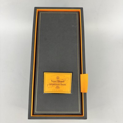 Veuve Clicquot Champagne La Grande Dame 2006 Rotating Wine Storage Box France