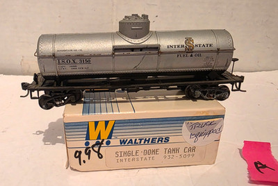 Vintage Ho Scale A-932-5099 Walthers #3150 Interstate Single Dome Tank Car