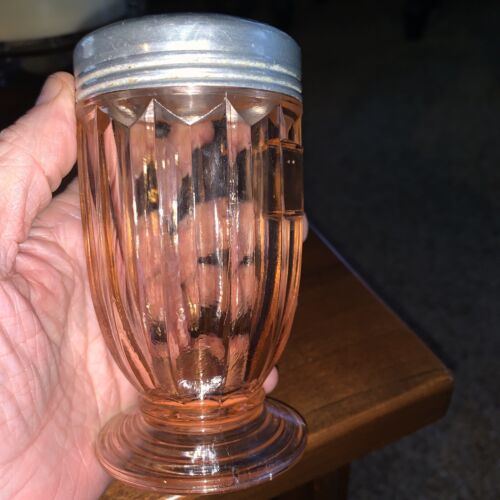 Vintage Jenny Ware Jeanette Pink Depression Glass Large Ribbed Shaker 4.5" - Picture 1 of 4