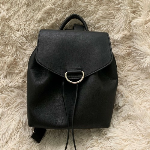 UO) Drawstring Backpack - Black 