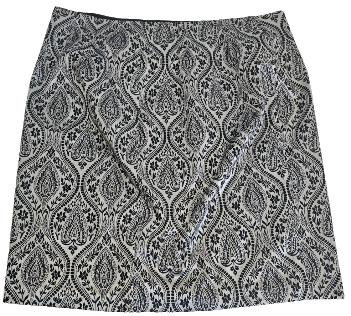 Faldas de cachemira Worthington Industries