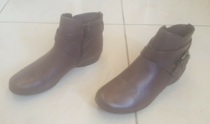 naturalizer cassandra ankle boots