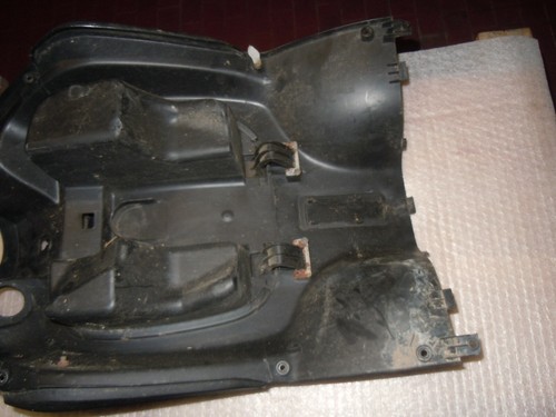Sym Symphony 50 125 150 S /SR da 2008 - 2016 Retroscudo Scudo Posteriore Interno - Foto 9 di 10