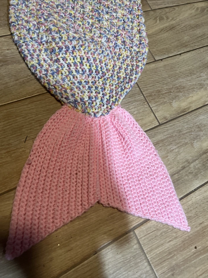 Hand Knit COLORFUL Mermaid Tail Leg Blanket Soft TODDLER 1b5 - Image 2 of 4